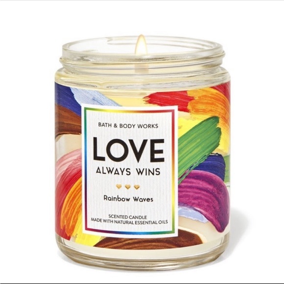 NWT BATH AND BODY Single Wick Candle
Rainbow Waves - Picture 1 of 2